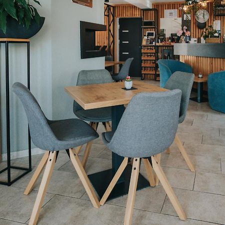 Apartmaji Banonia Neskončno polje Бановци Екстериор снимка